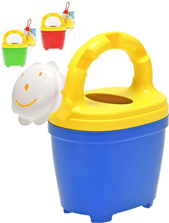Baby konvička veselá barevná na vodu 16cm s kropítkem 3 barvy plast