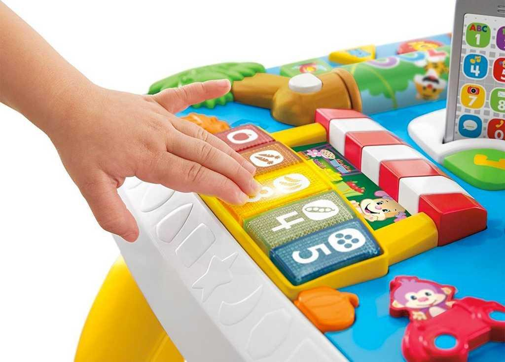 ds18018135_fisher_price_baby_stolecek_pejskuv_naucny_na_baterie_svetlo_zvuk_cz_pro_miminko_2