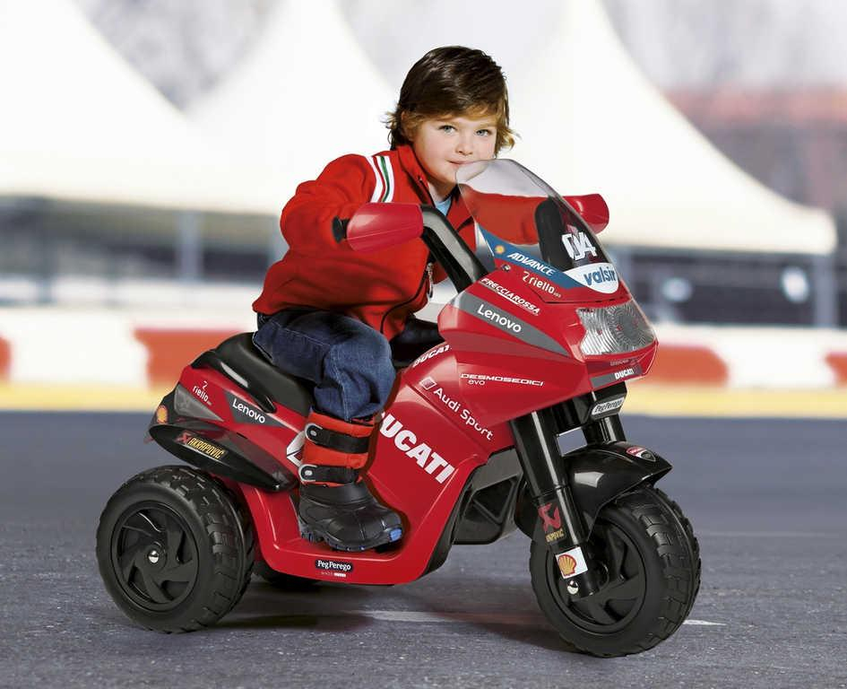ds25252913_peg_perego_baby_motorka_ducati_desmosedici_evo_6v_elektricke_vozitko_6