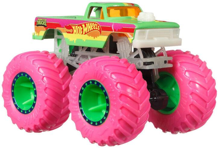 ds25434997_mattel_hot_wheels_auto_monster_truck_svitici_ve_tme_ruzne_druhy_1