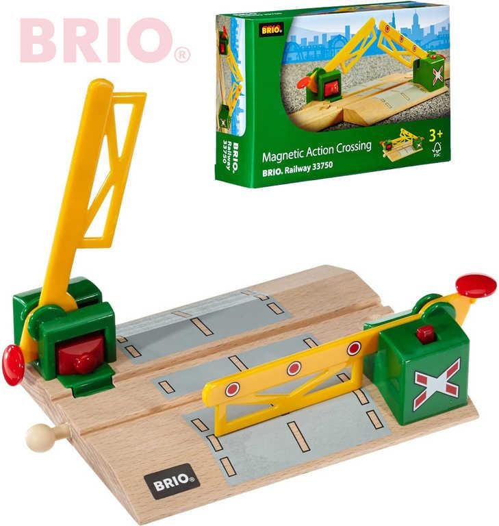 ds28746047_brio_drevo_zeleznicni_prejezd_magneticky_se_zavorami_doplnek_k_vlackodraze_2