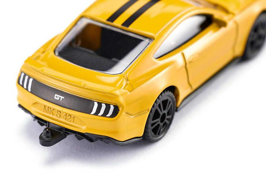 ds35975948_siku_blister_auto_ford_mustang_gt_model_kov_zluty_1530_2