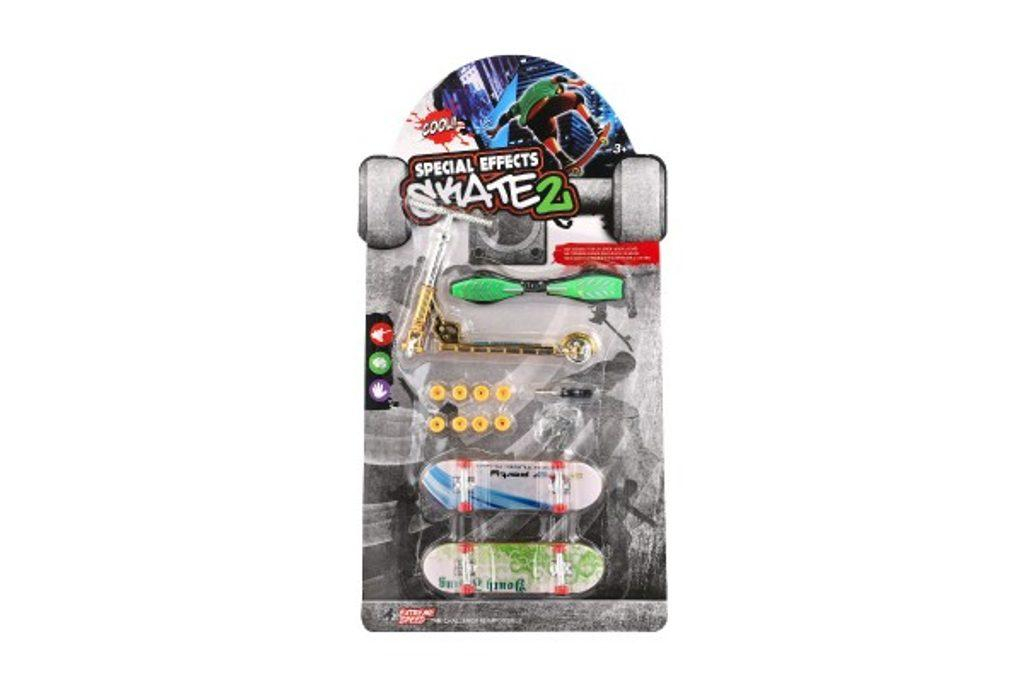 ds49320689_sada_skateboard_sroubovaci_kolobezka_prstova_waveboard_plast_s_doplnky_mix_druhu_na_karte_16x30cm_5
