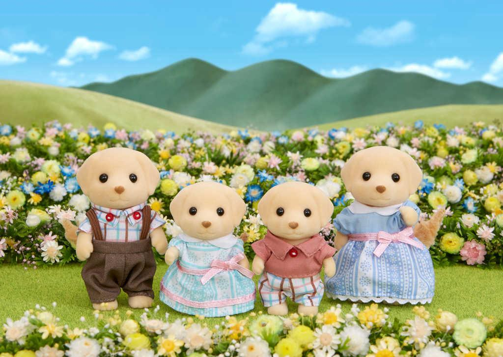 ds49422797_sylvanian_families_rodina_zlutych_labradoru_set_4_figurky_psi_rodinka_v_krabici_2