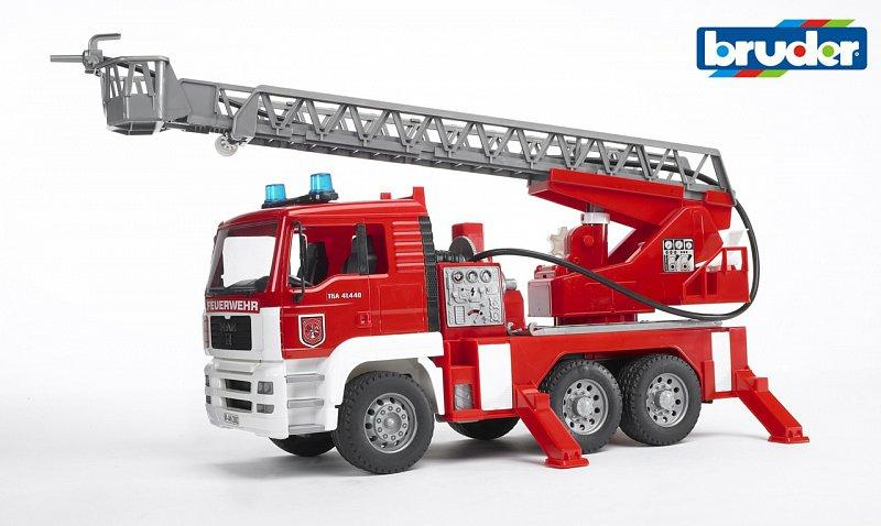 Užitkové vozy - MAN TGA hasičské auto s výsuvným žebříkem, pumpou, světly a zvuky 1:16