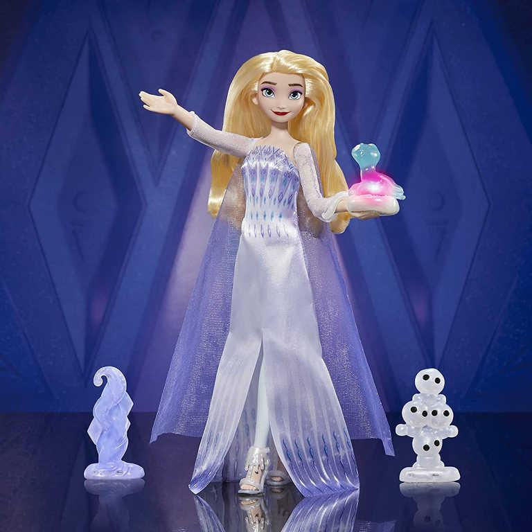 ds61824069_hasbro_elsiny_kouzelne_okamziky_frozen_2_panenka_elsa_na_baterie_svetlo_zvuk_5