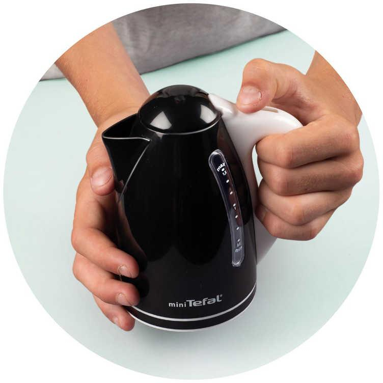 SMOBY Rychlovarná Konvice Tefal Express 14cm černobílá dětská na baterie Zvuk