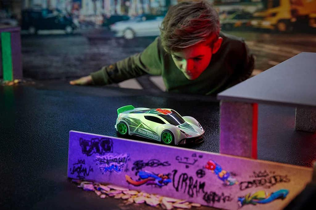 NIKKO Auto Color Wheels se světelnými efekty na baterie Světlo Zvuk
