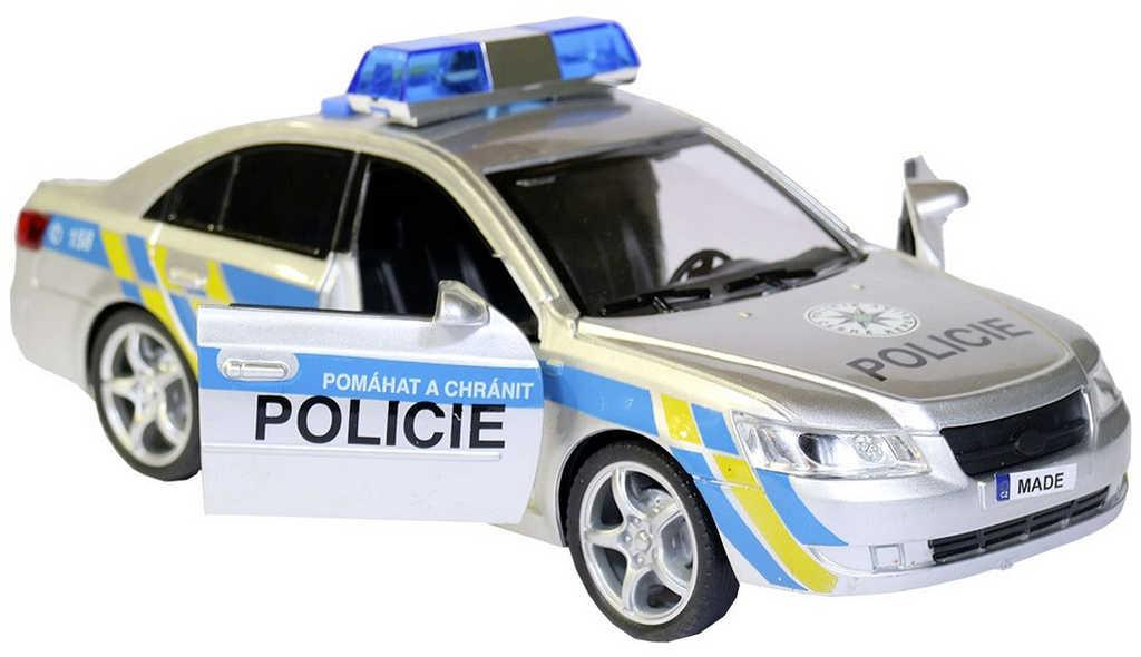 ds74122772_auto_osobni_ceska_policie_24cm_s_hlasem_posadky_na_baterie_cz_svetlo_zvuk_2