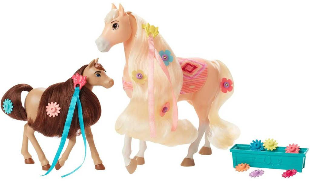 ds79622174_mattel_divoky_spirit_konska_show_herni_set_2_konici_s_doplnky_4
