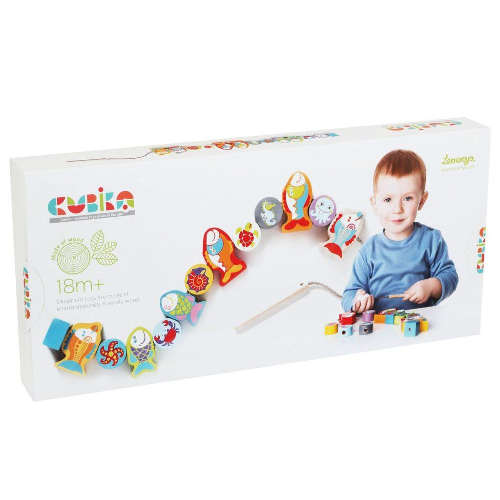 CUBIKA 13647 Navlékací ryby a mořští živočichové - navlékací set - 13 dřevěných dílů a 8 předloh