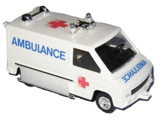 ds92560329_seva_monti_system_06_auto_renault_trafic_ambulance_stavebnice_ms06_0102_6_2