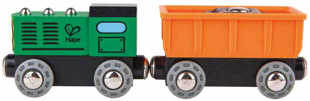 ds93092444_hape_drevo_vlacek_diesel_nakladni_set_masinka_2_vagonky_s_nakladem_4