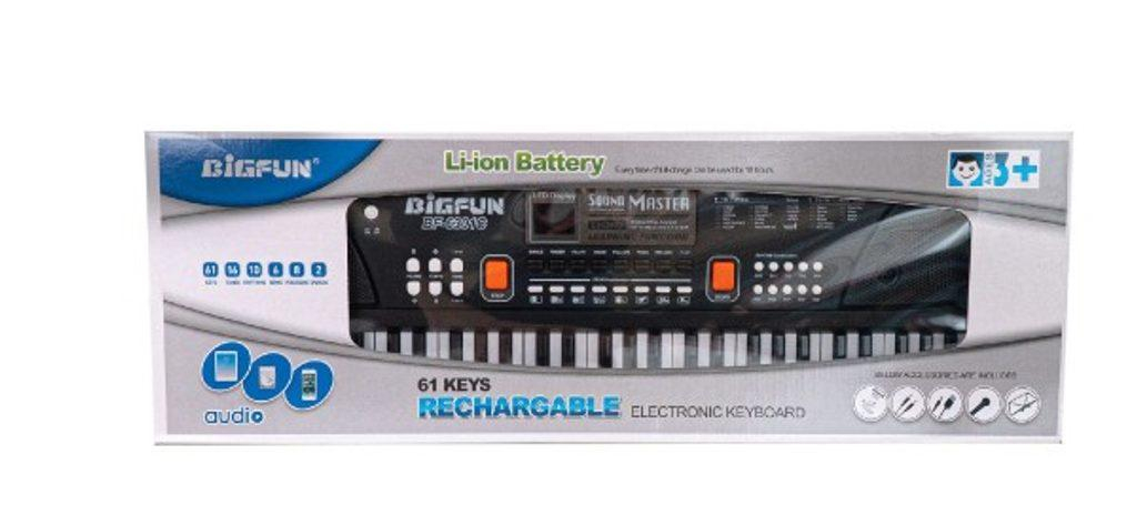 Pianko velké plast 61 kláves 63x20cm s mikrofonem a USB na nabíjecí baterie Li-ion v krabici 66x22cm