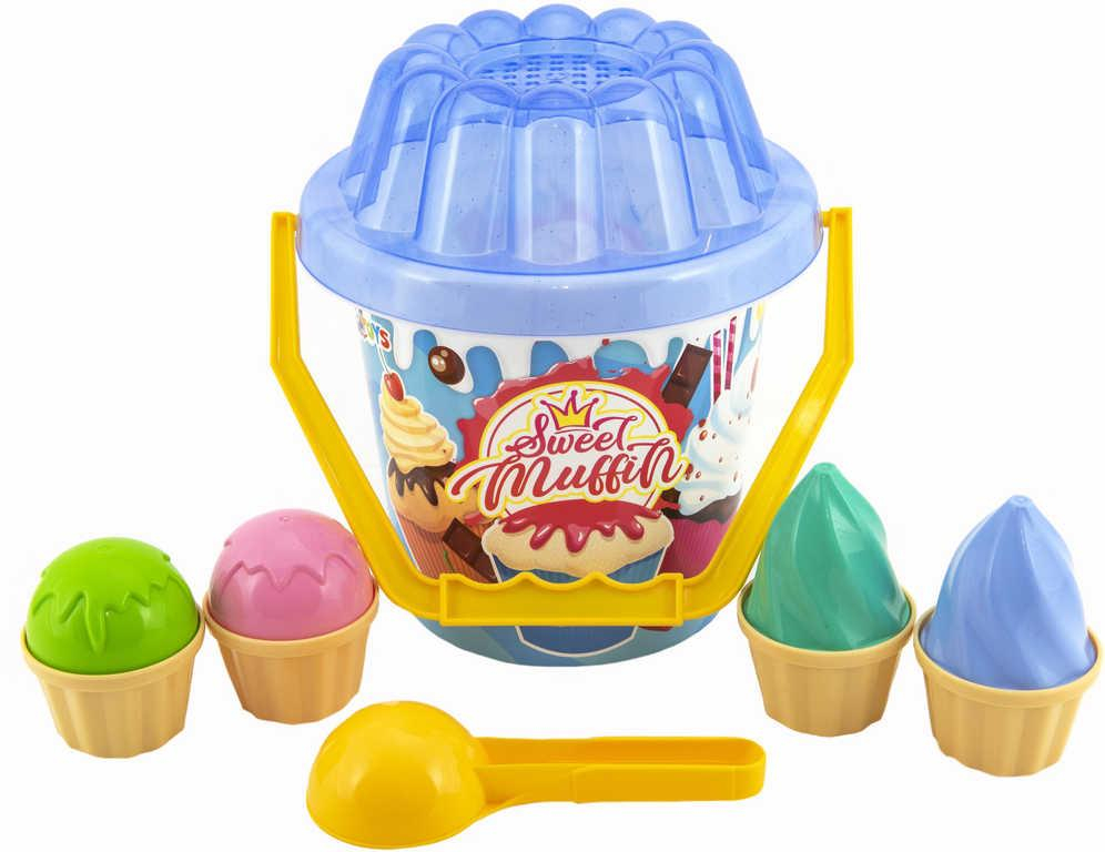 Baby sada na písek kyblík s naběračkou a cupcake dortíky 11ks 2 barvy